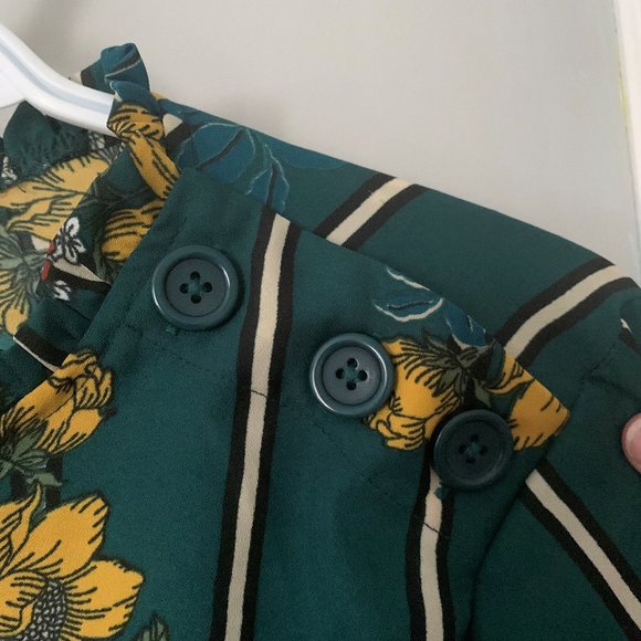 Long Sleeve Blouse - Picture 4 of 5